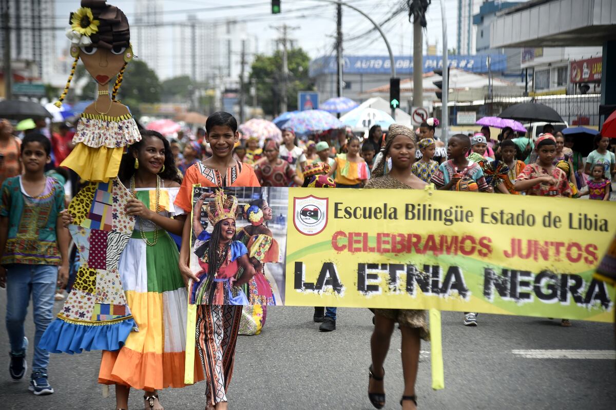 20 fotos de El Desfile de la Etnia Negra en Río Abajo y Parque Lefevre