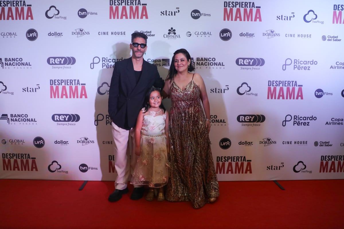 Así fue la alfombra roja de la premiere de Despierta Mamá, la nueva película de Arianne Benedetti