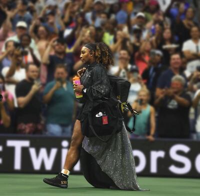 El traje brillante y las zapatillas con 400 diamantes de Serena Williams en el US Open