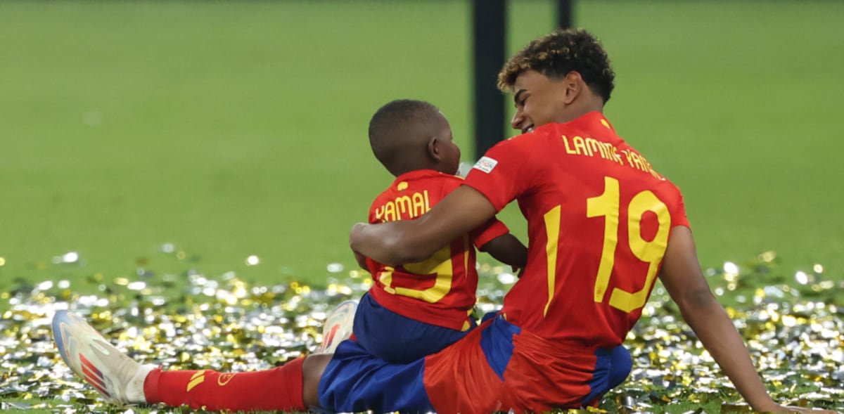 El fanático más tierno de la Selección de España: Lamine Yamal y su hermanito Keyne en la Eurocopa 2024