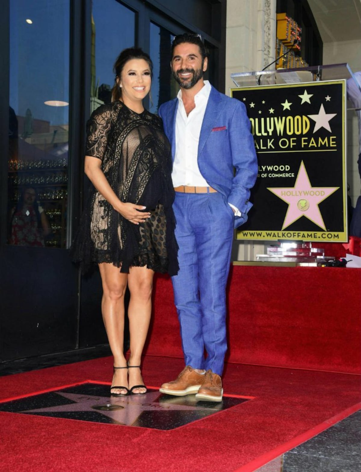 Eva Longoria da a luz a su primer hijo, Santiago Enrique