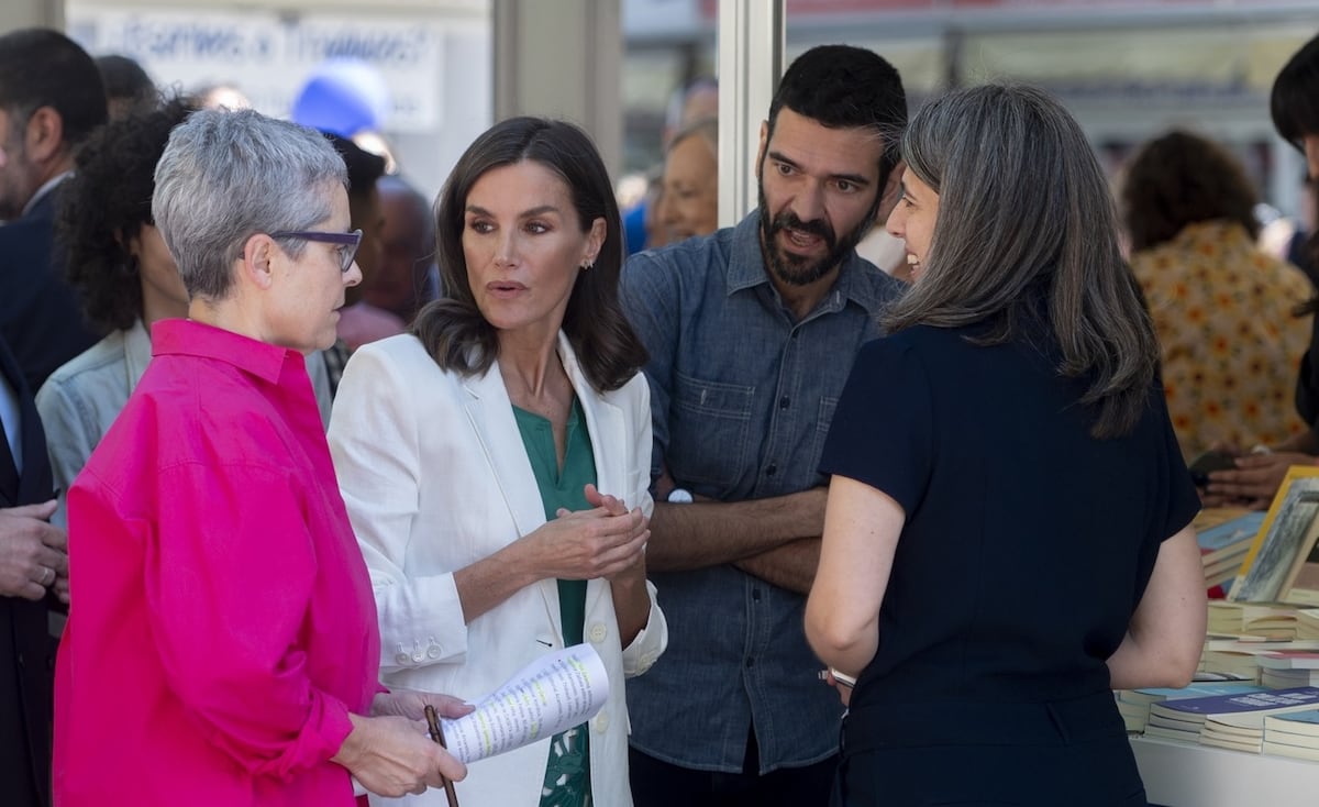 La reina Letizia inaugura la Feria del Libro de Madrid