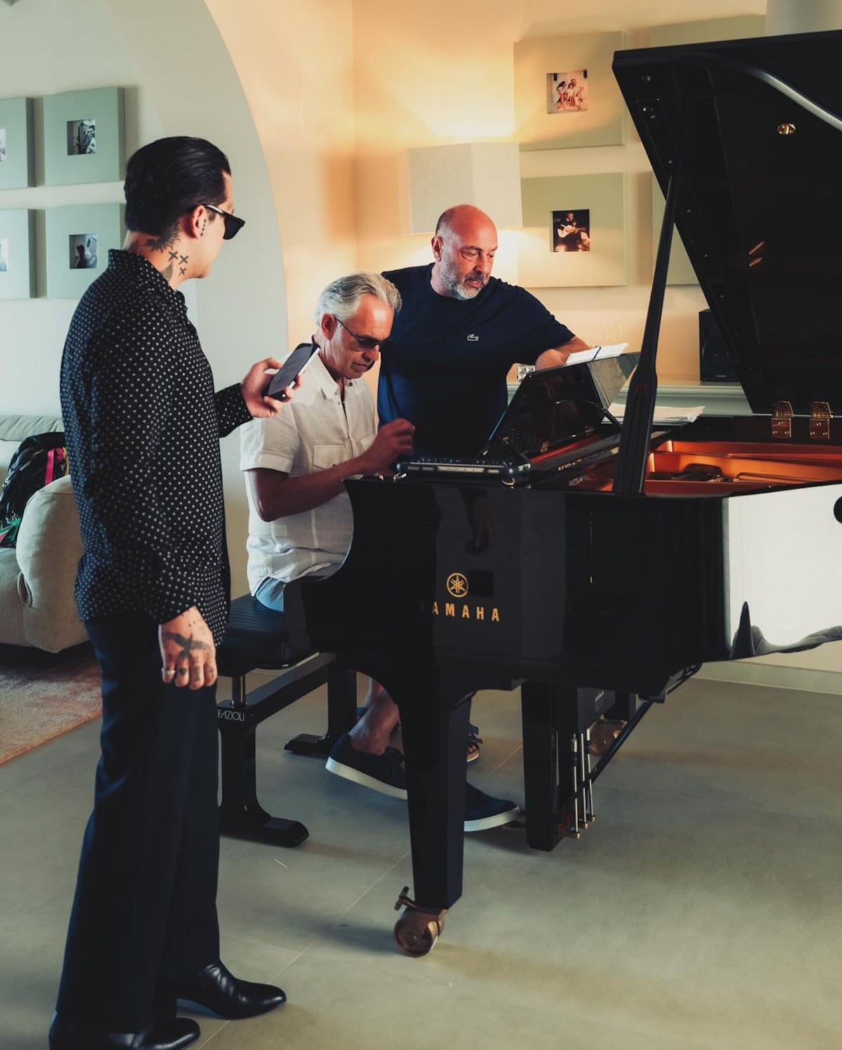 Christian Nodal: único latino en cantar junto a Andrea Bocelli en su concierto de aniversario