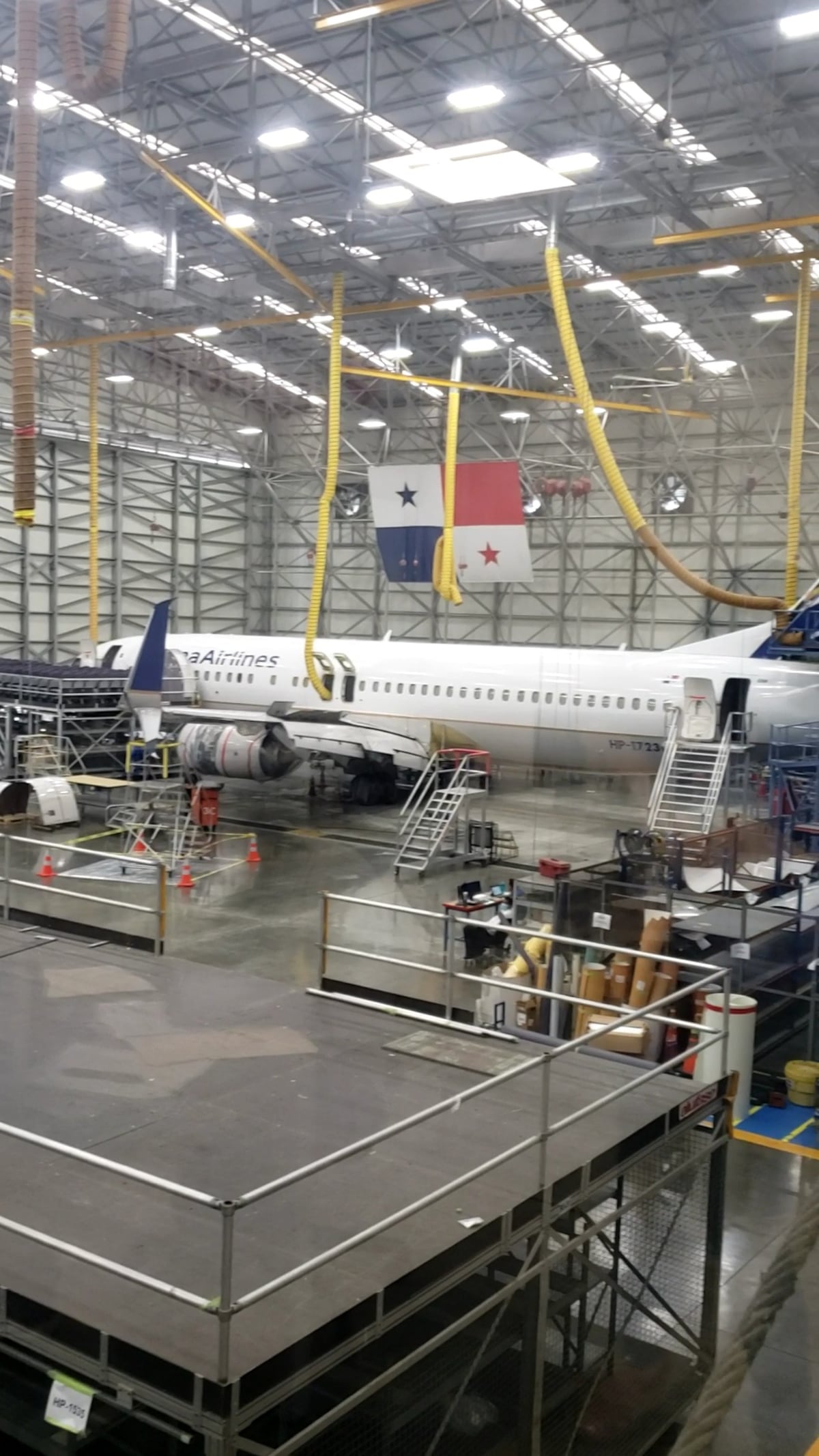 Mecánica de aviación, una carrera de mujeres