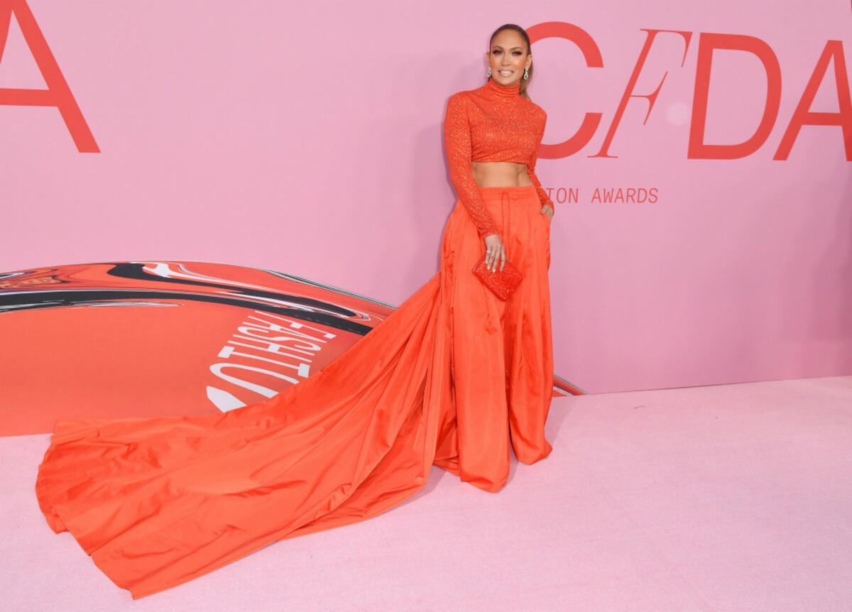 Jennifer López y otros ganadores de los premios CFDA