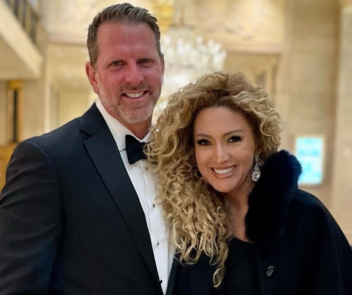 La cantautora panameña Erika Ender anuncia su compromiso, ¡se va a casar!