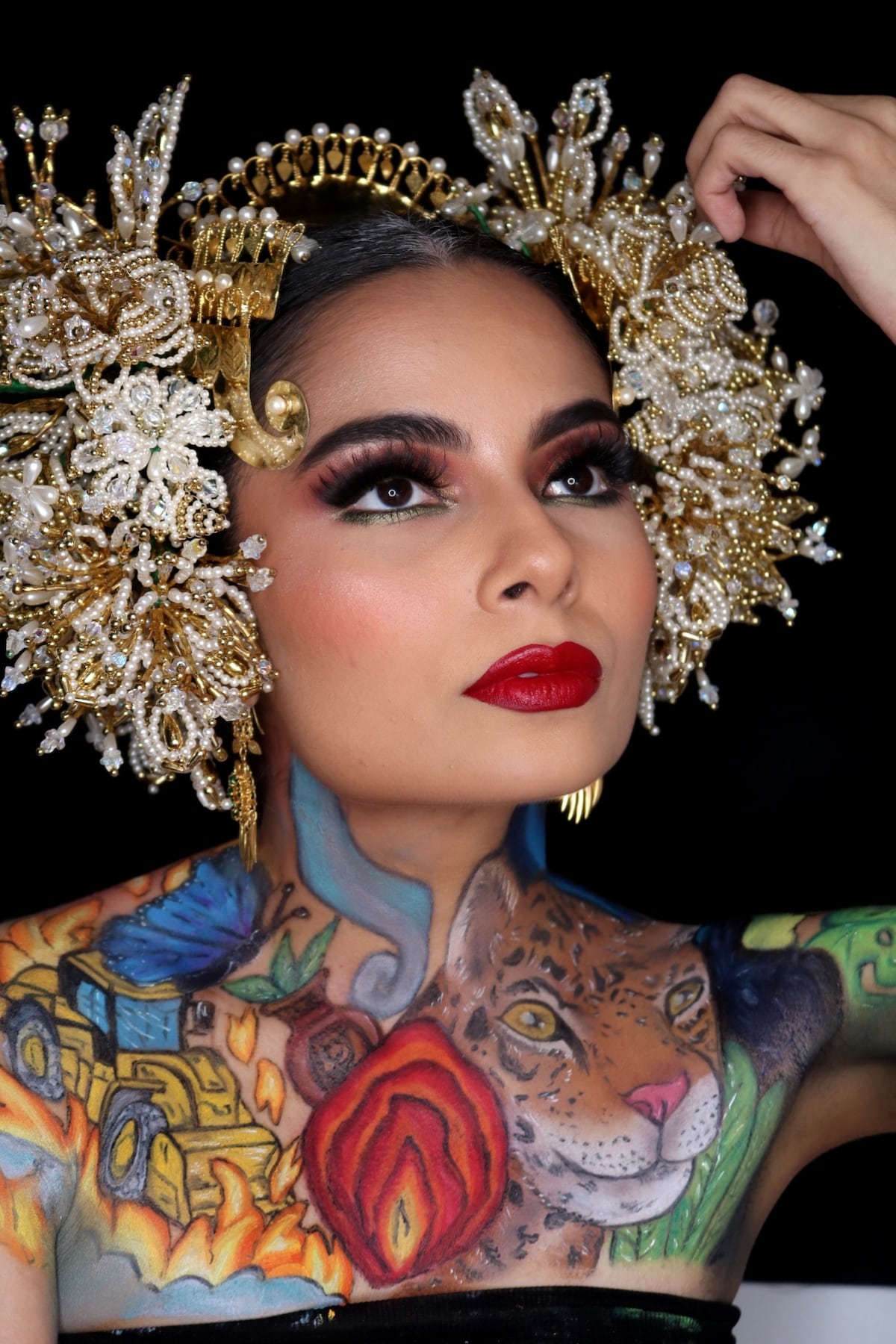 12 horas para crear un maquillaje inspirado en ‘El Oro de Panamá es Verde’ de Diablica Lunera