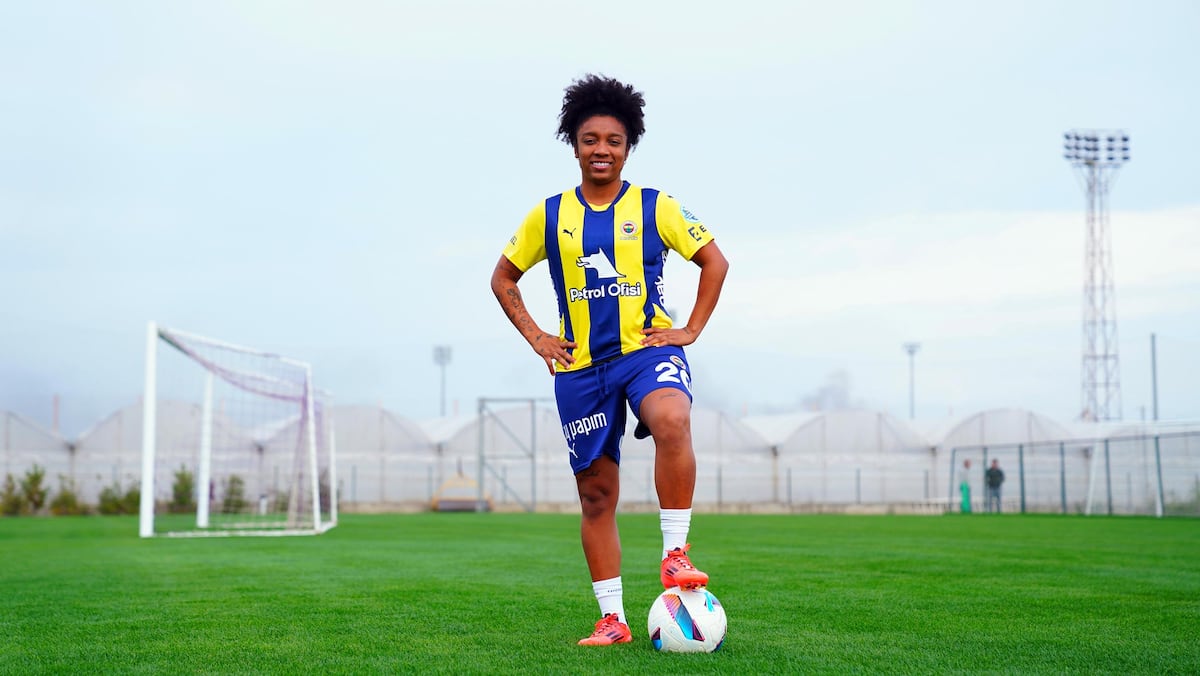 De México a Turquía: la futbolista panameña Marta Cox, nueva jugadora del equipo turco Fenerbahçe