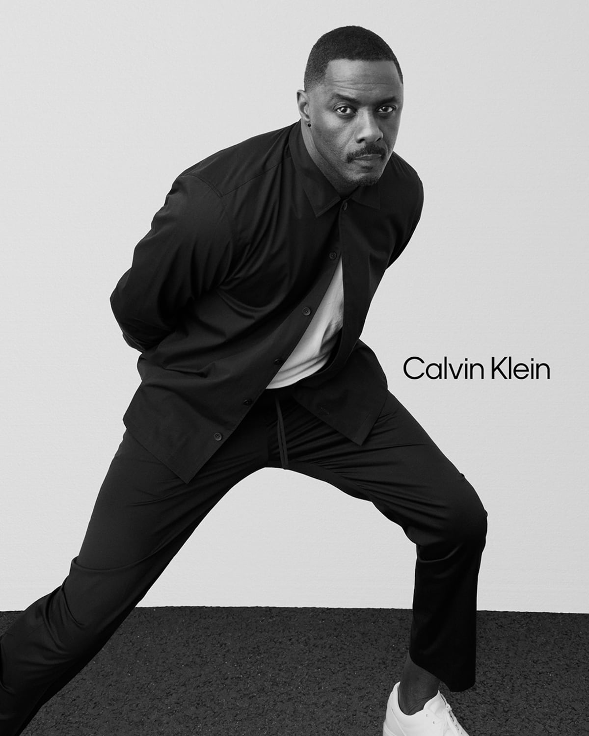 Idris Elba es la nueva imagen de moda masculina de Calvin Klein