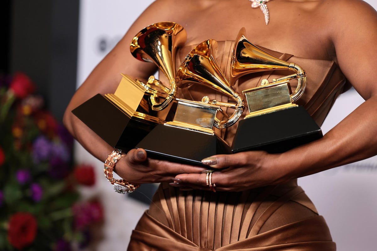 Los Grammy se renuevan con tres mil mujeres más pero aún no tienen un jurado paritario