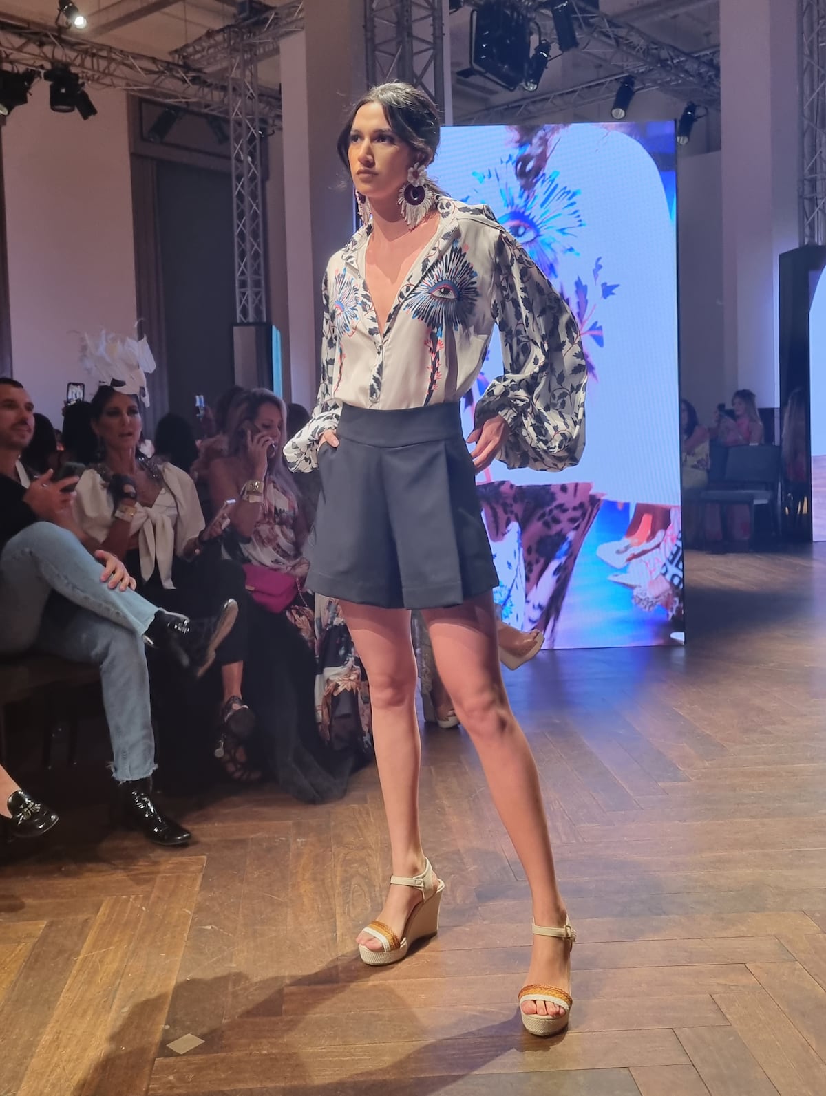 Flores, paz y animales, la optimista colección de Michelle Nassar en Panamá Fashion Week