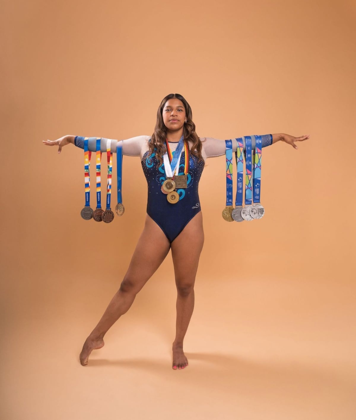 Karla Navas y sus medallas de oro y plata en el Campeonato Sudamericano de Gimnasia Artística