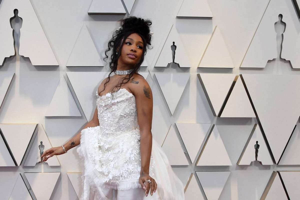 Sephora cierra sus puertas por una hora tras incidente racista con la cantante SZA