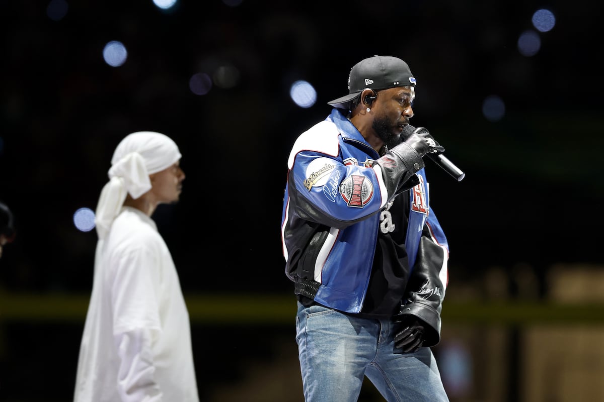 Los jeans acampanados de Kendrick Lamar para el Super Bowl