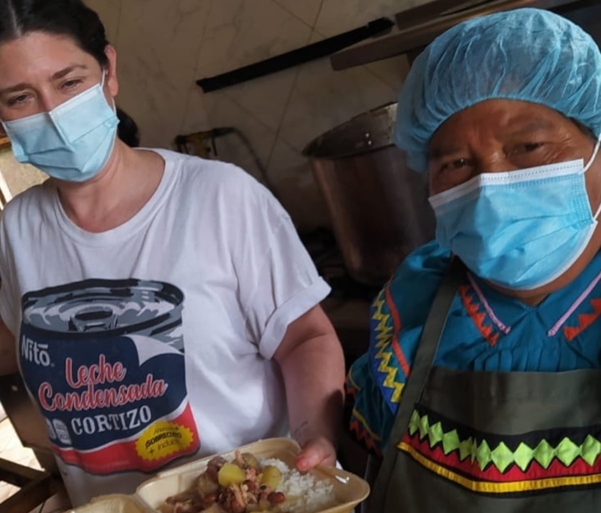 Comida solidaria para los afectados en Tierras Altas, rescatistas y bomberos