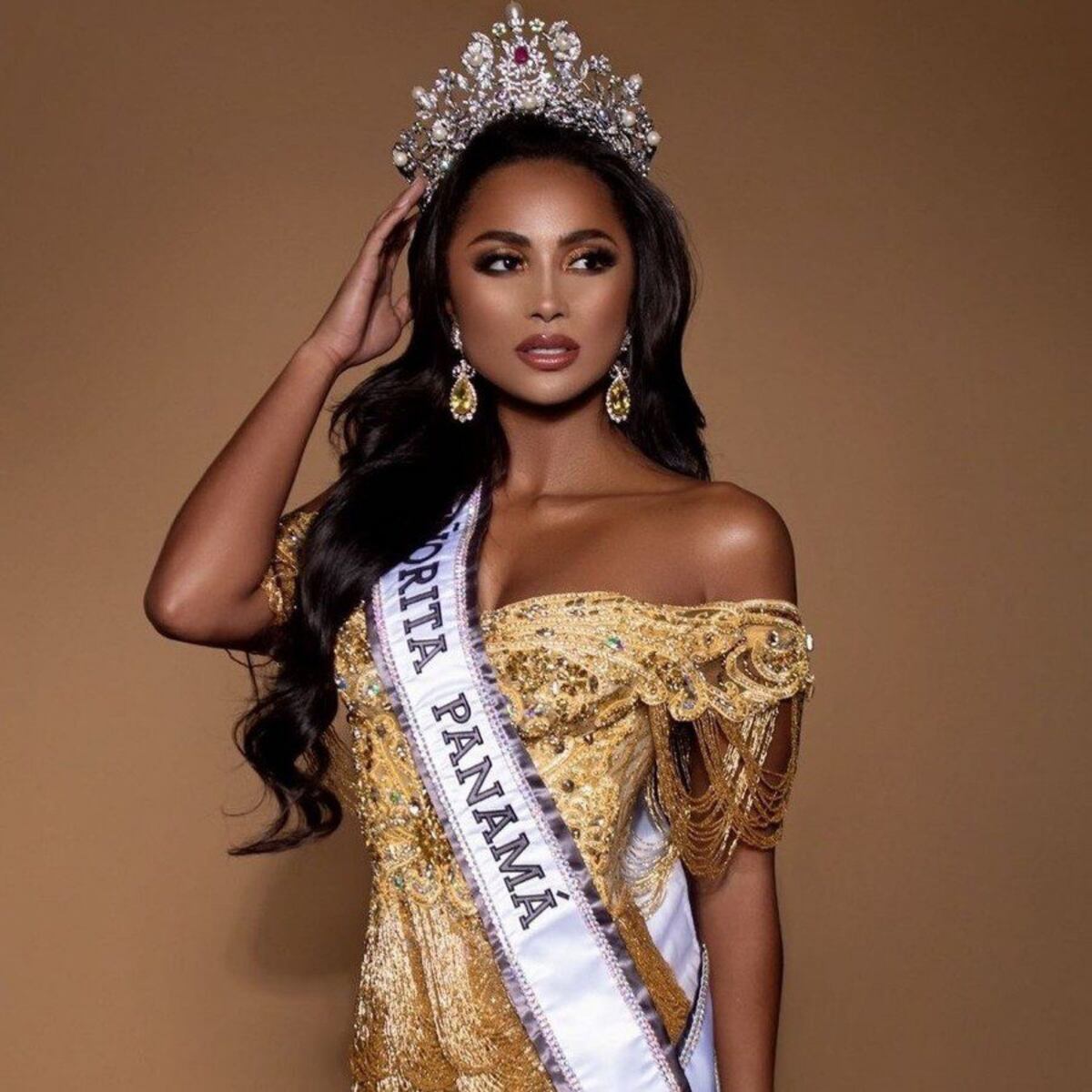 Señorita Panamá sufre accidente doméstico a una semana de viajar a Miss Universo