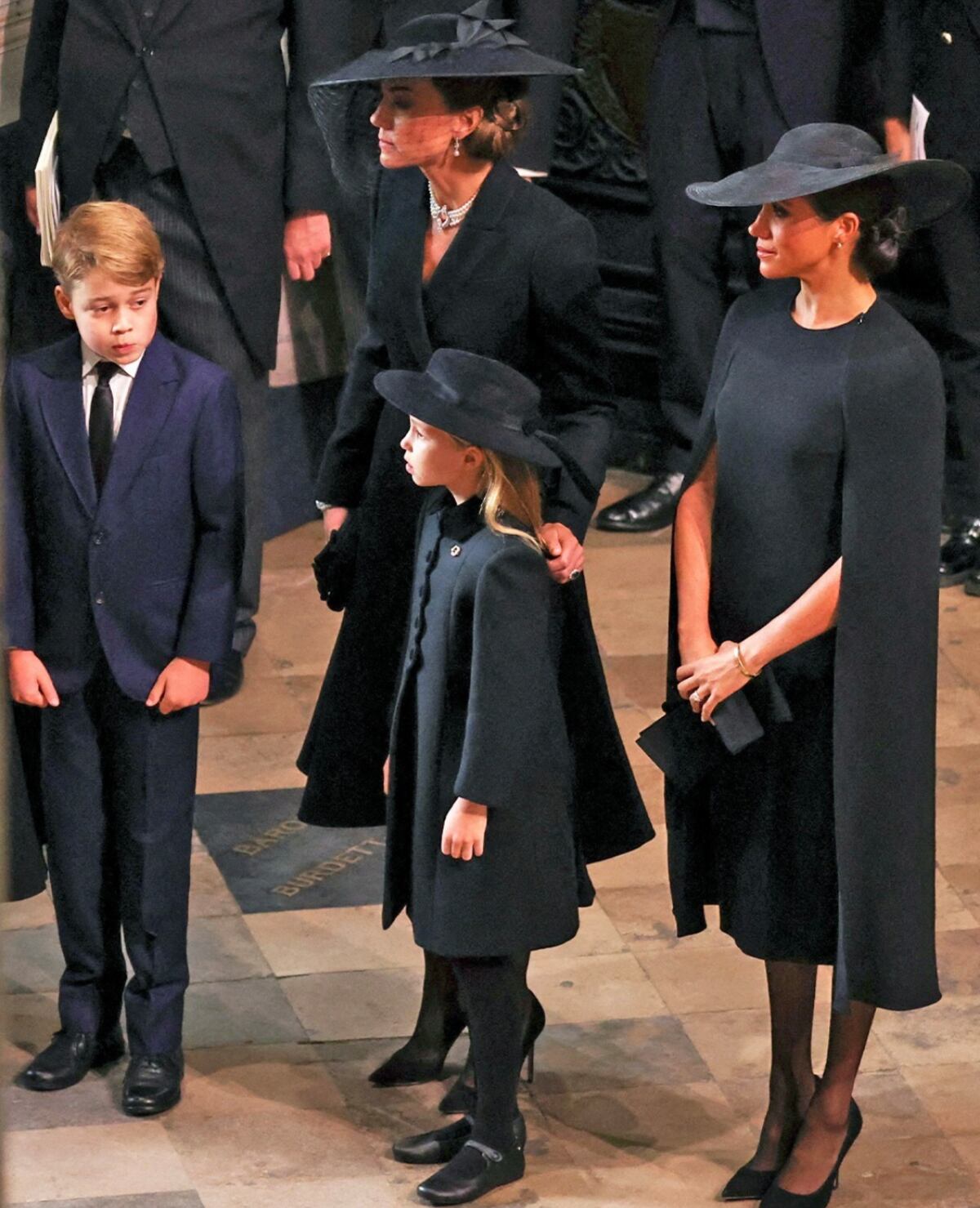 Despidiendo a ‘Gan Gan’: los pequeños George y Charlotte en el funeral de su bisabuela, la reina Isabel II