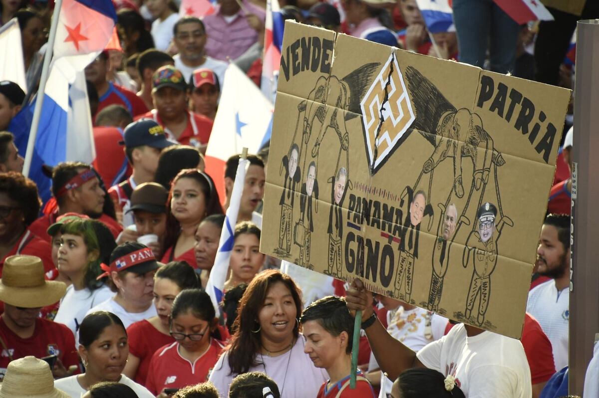 FOTOS. Un 28 de noviembre entre banderas y gritos de ‘Sí se pudo’ en las calles de Panamá