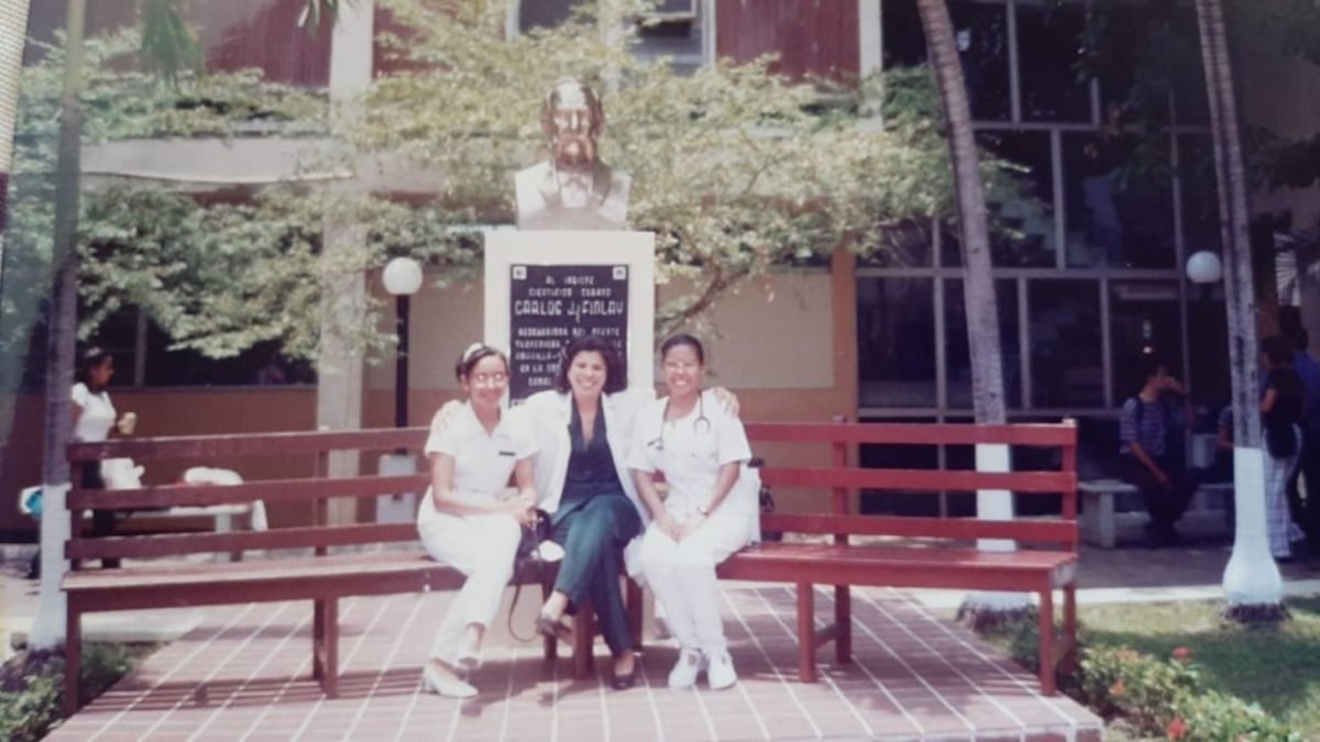 Oris Lam de Calvo, la nueva decana de la Facultad de Medicina de la Universidad de Panamá