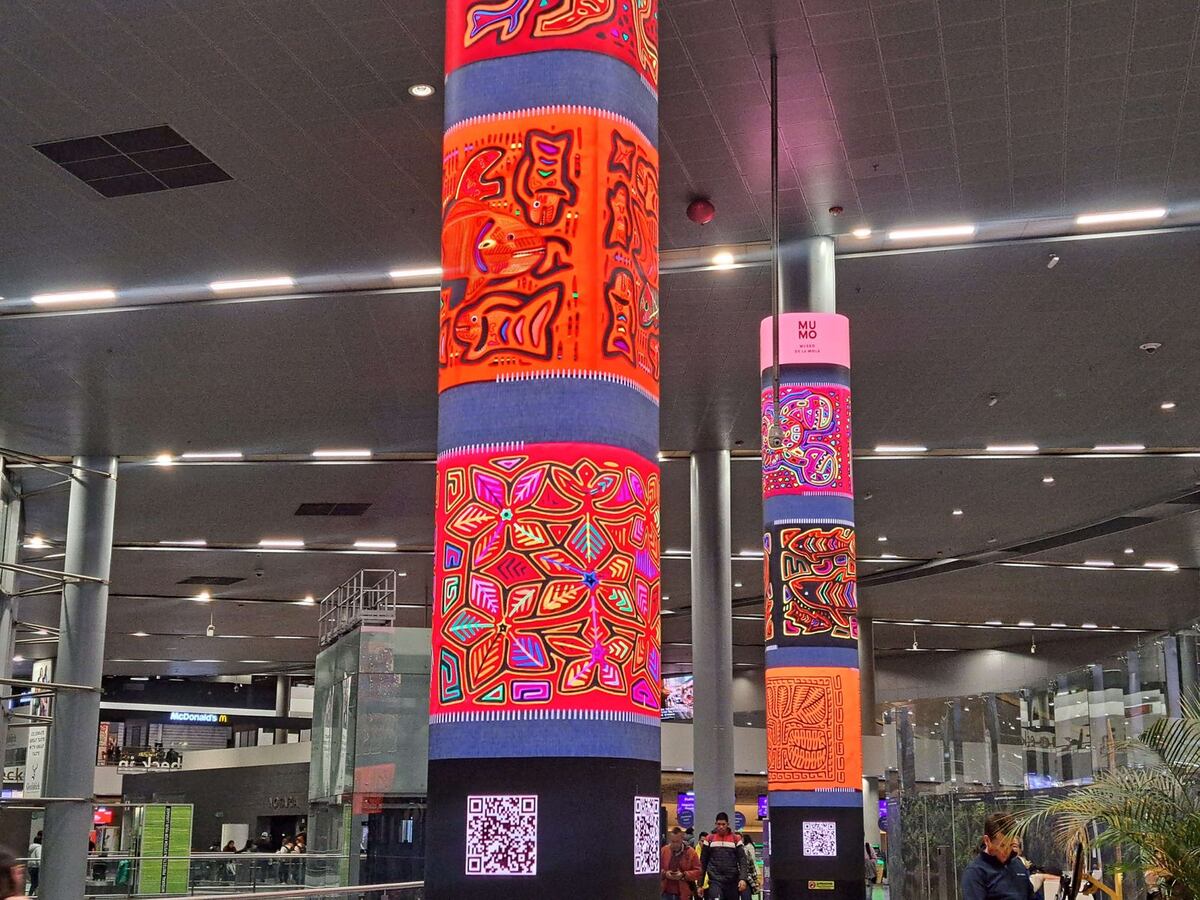 Molas en 3D en el aeropuerto de Bogotá: Así es la nueva exposición digital del Museo de la Mola 