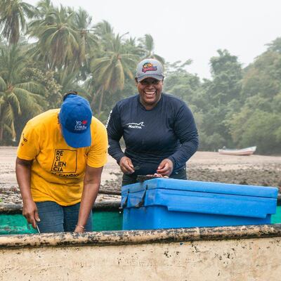 Mujeres y hombres en la pesca artesanal: Perspectiva de género en su actividad