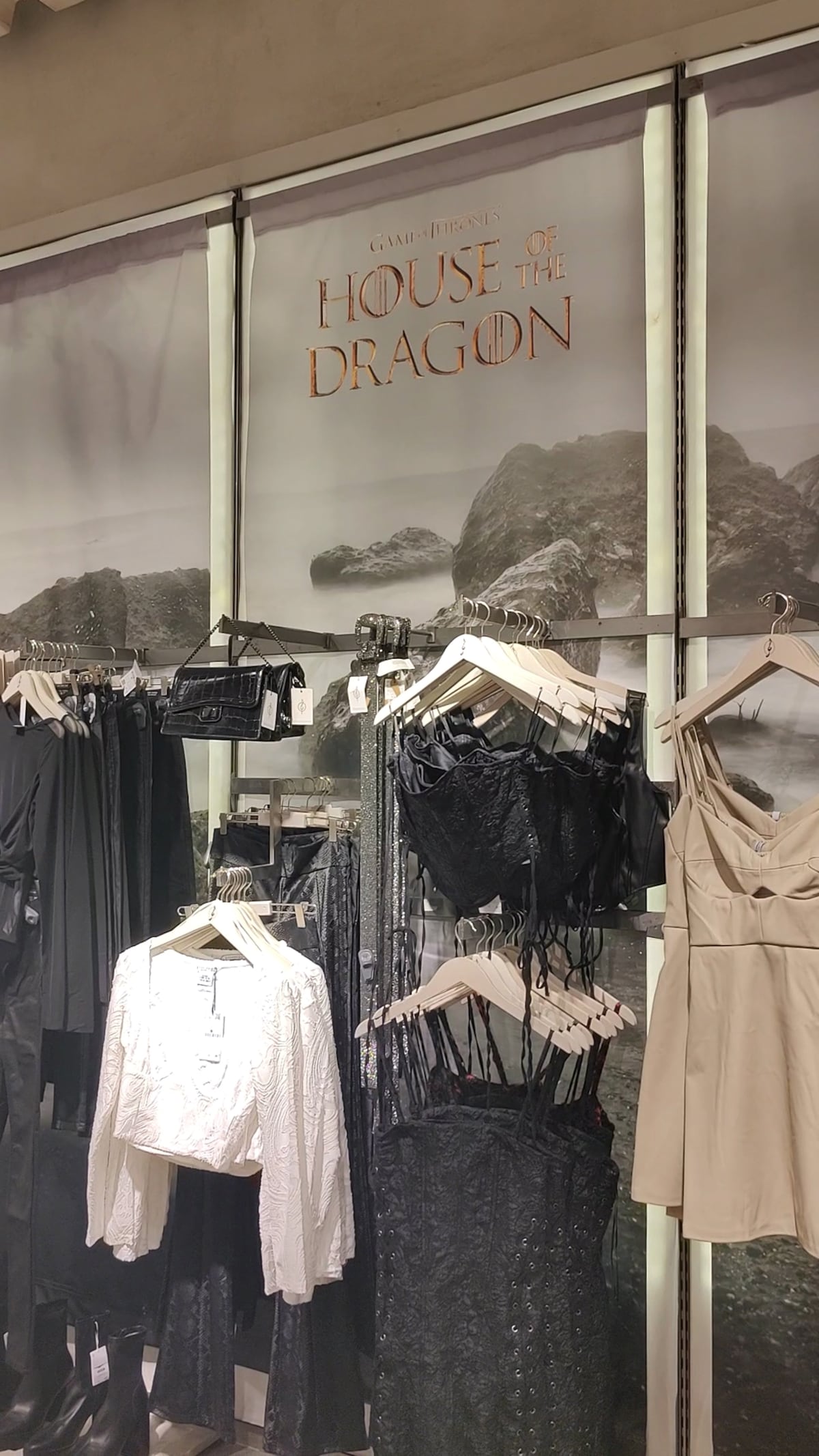 Como una Targaryen: la colección de Stradivarius y House of the Dragon llega a Panamá