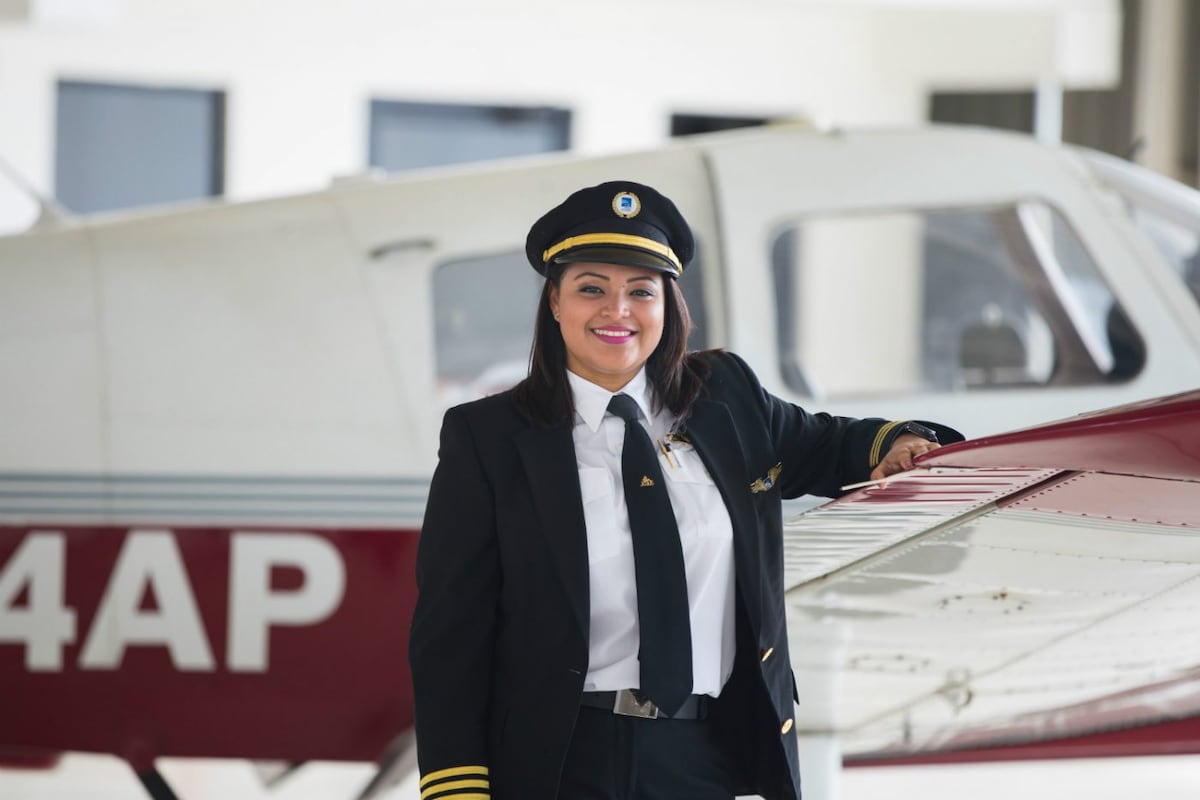 Mujer: ¿quieres ser piloto?