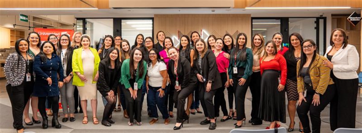 Empoderando el liderazgo femenino: BAC impulsa el talento de sus colaboradoras