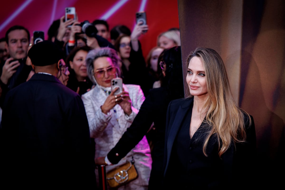 Aura sexi y masculina: Angelina Jolie y su traje de saco negro en el Festival de Cine de Londres