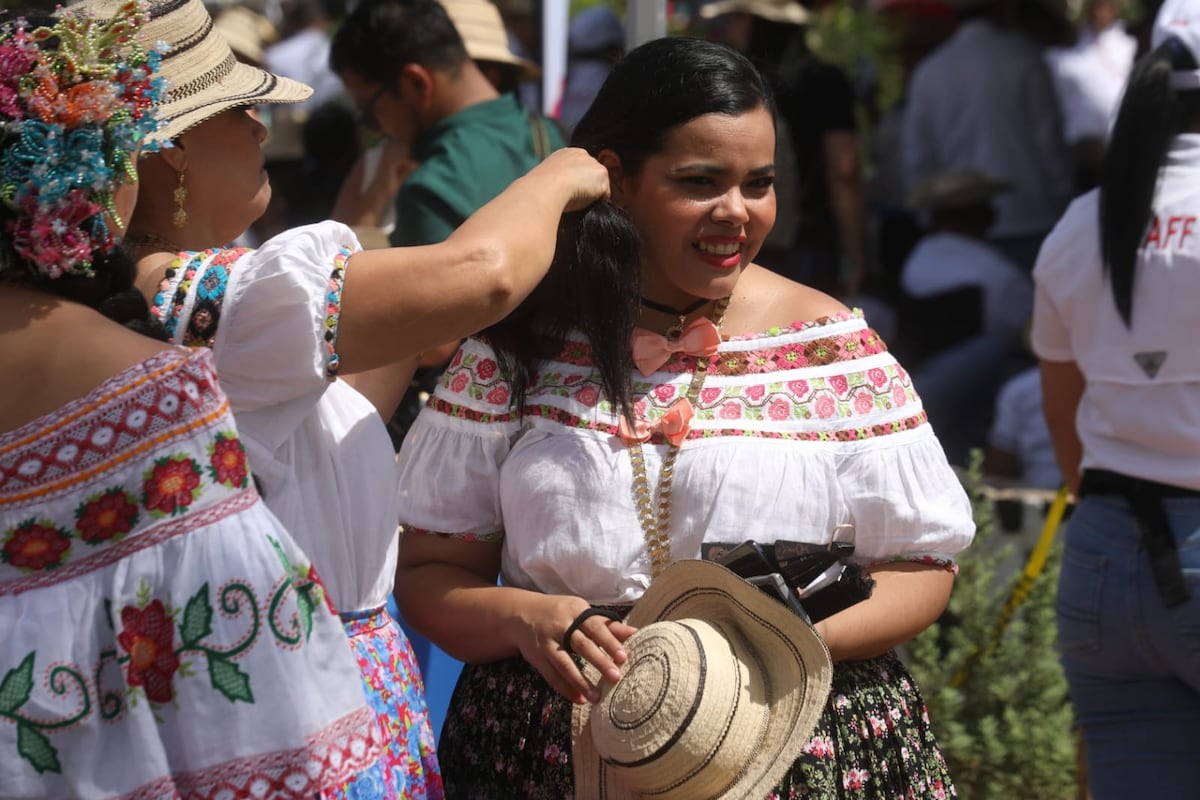 Todo listo en Las Tablas para celebrar el Desfile de las Mil Polleras