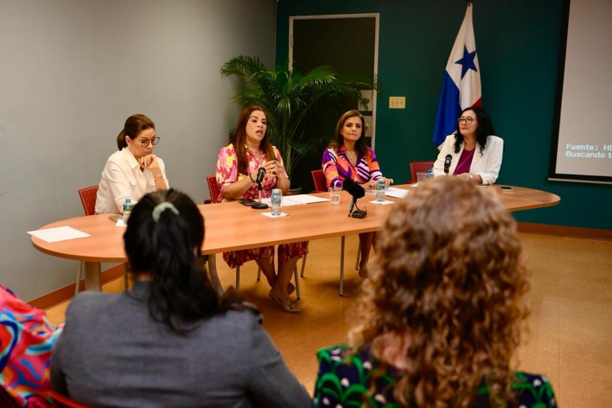 ‘La mujer que entra a una campaña no es la misma que sale de ella’