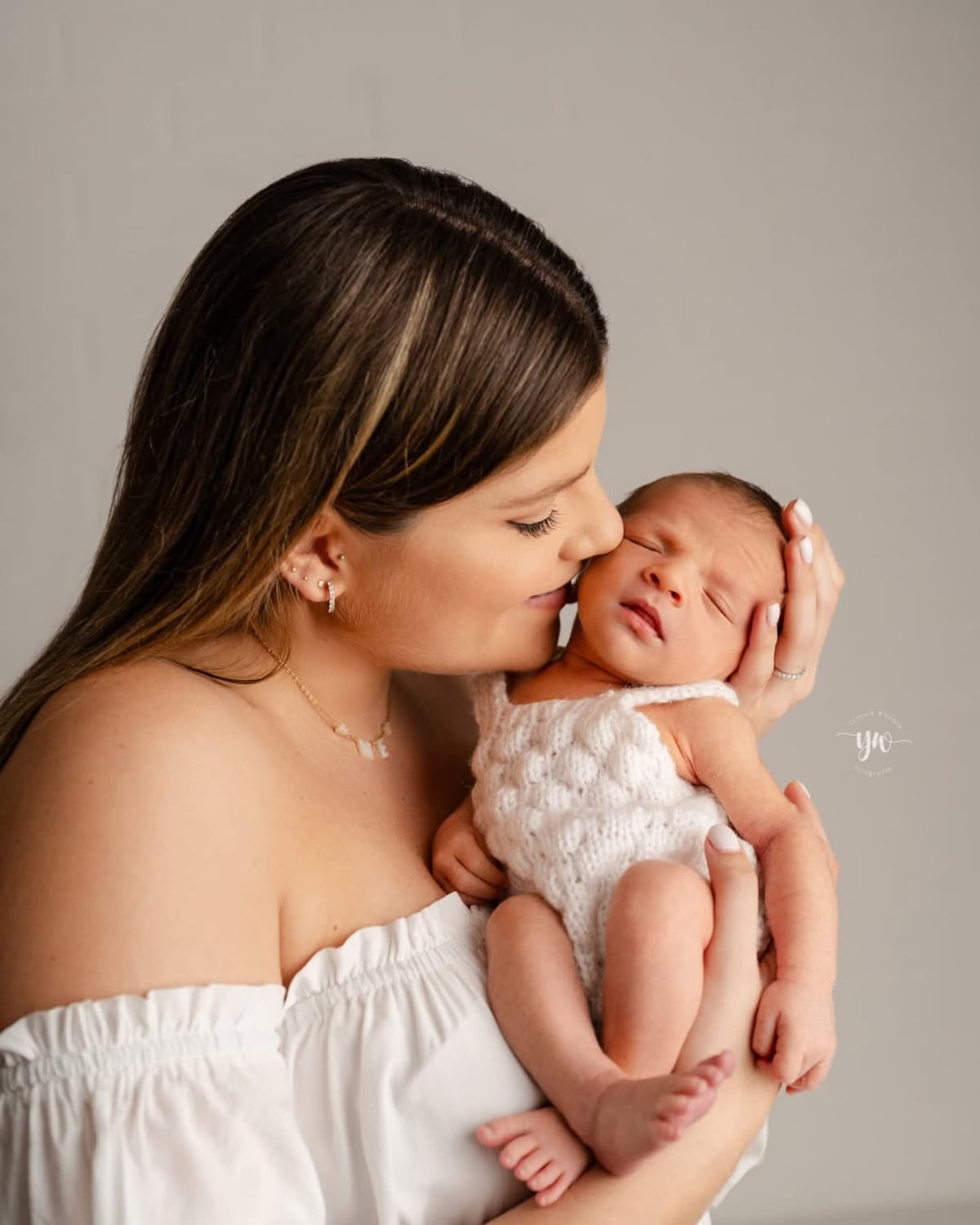 Amanda Díaz y Mario Fonseca comparten las primeras fotos junto a su bebé Matías Enrique