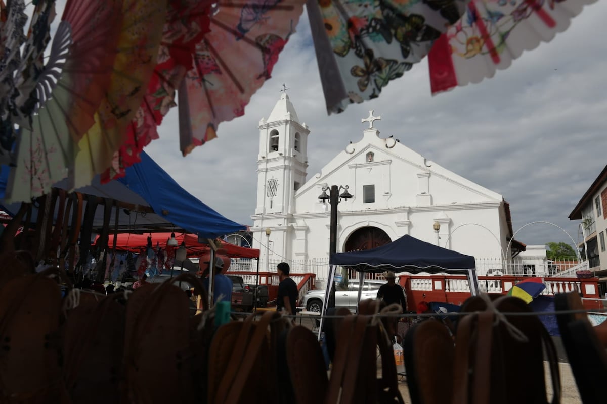 Todo listo en Las Tablas para celebrar el Desfile de las Mil Polleras