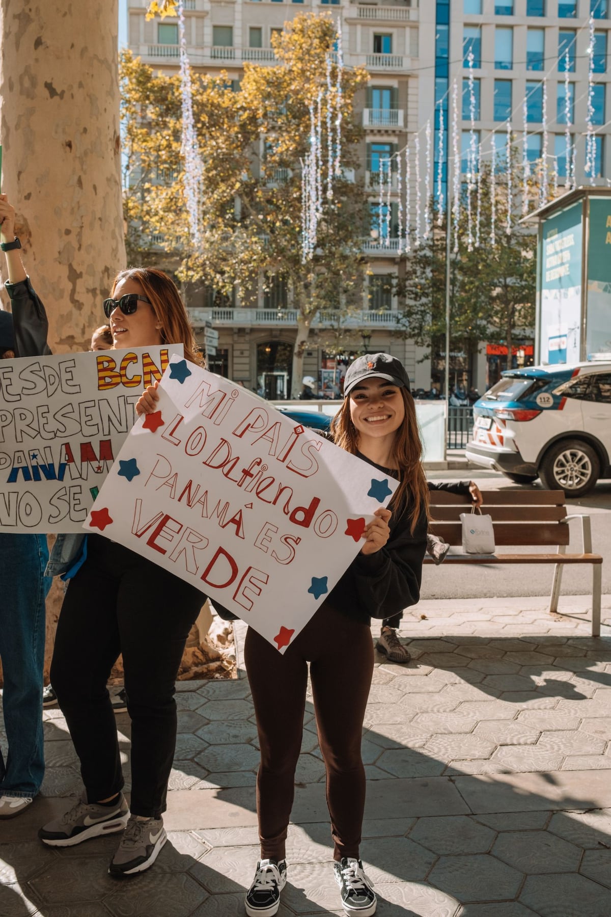 FOTOS. Así fue la protesta de panameños en Barcelona