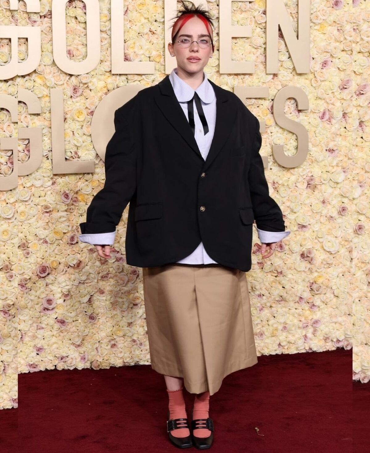 Rosa hermosa, la alfombra roja de los Globos de Oro 