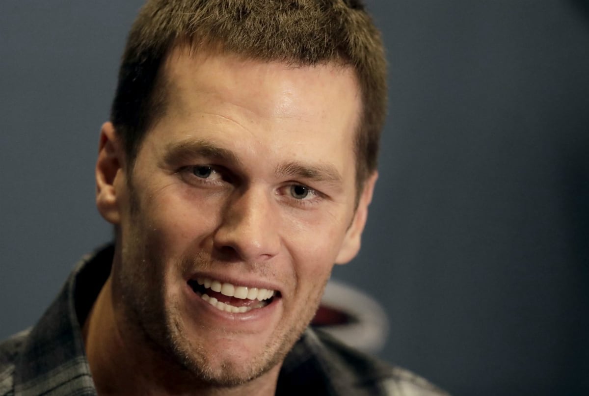 Tom Brady, el mejor ‘quarterback’ del mundo, y sus dos mujeres