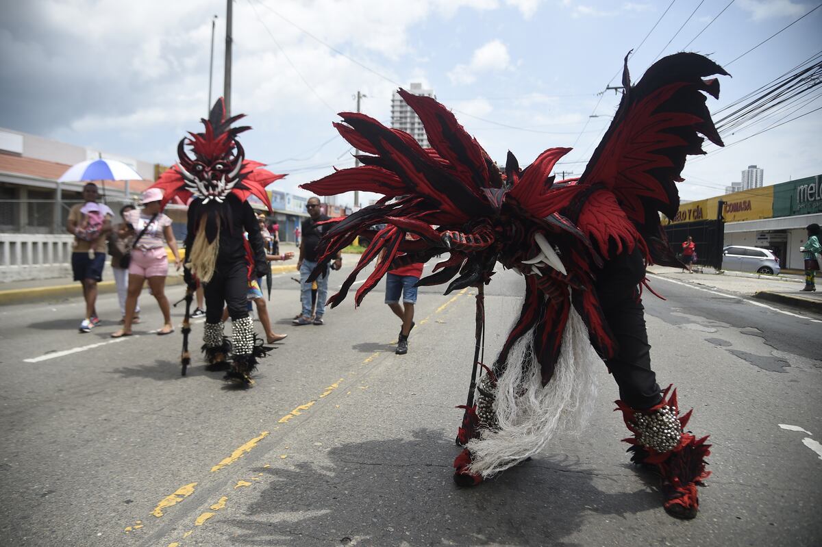 20 fotos de El Desfile de la Etnia Negra en Río Abajo y Parque Lefevre