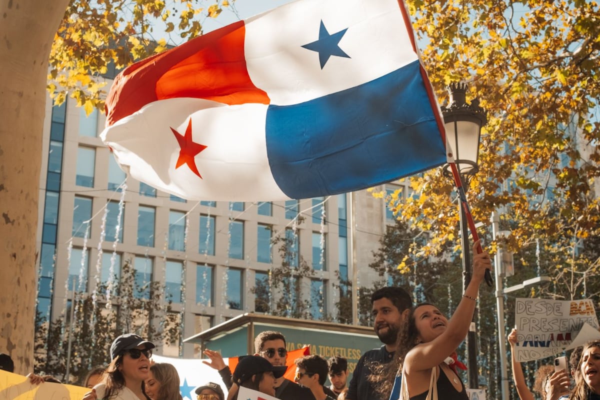 FOTOS. Así fue la protesta de panameños en Barcelona