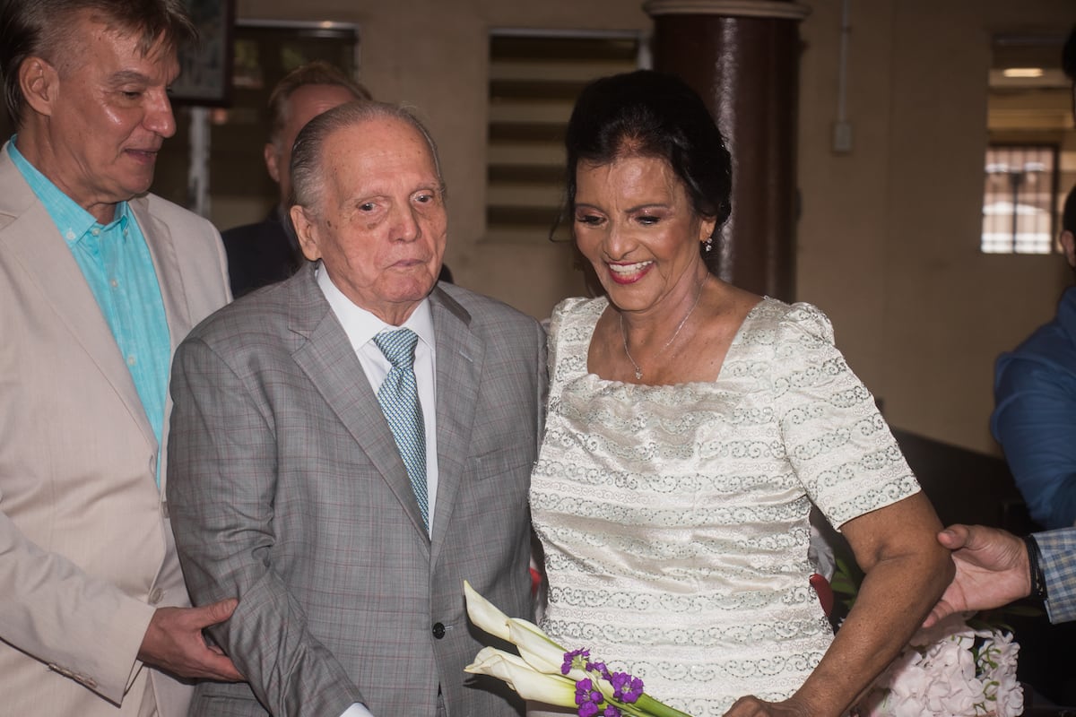 Después de 55 años, estos abuelitos en Panamá sellaron su amor en el altar