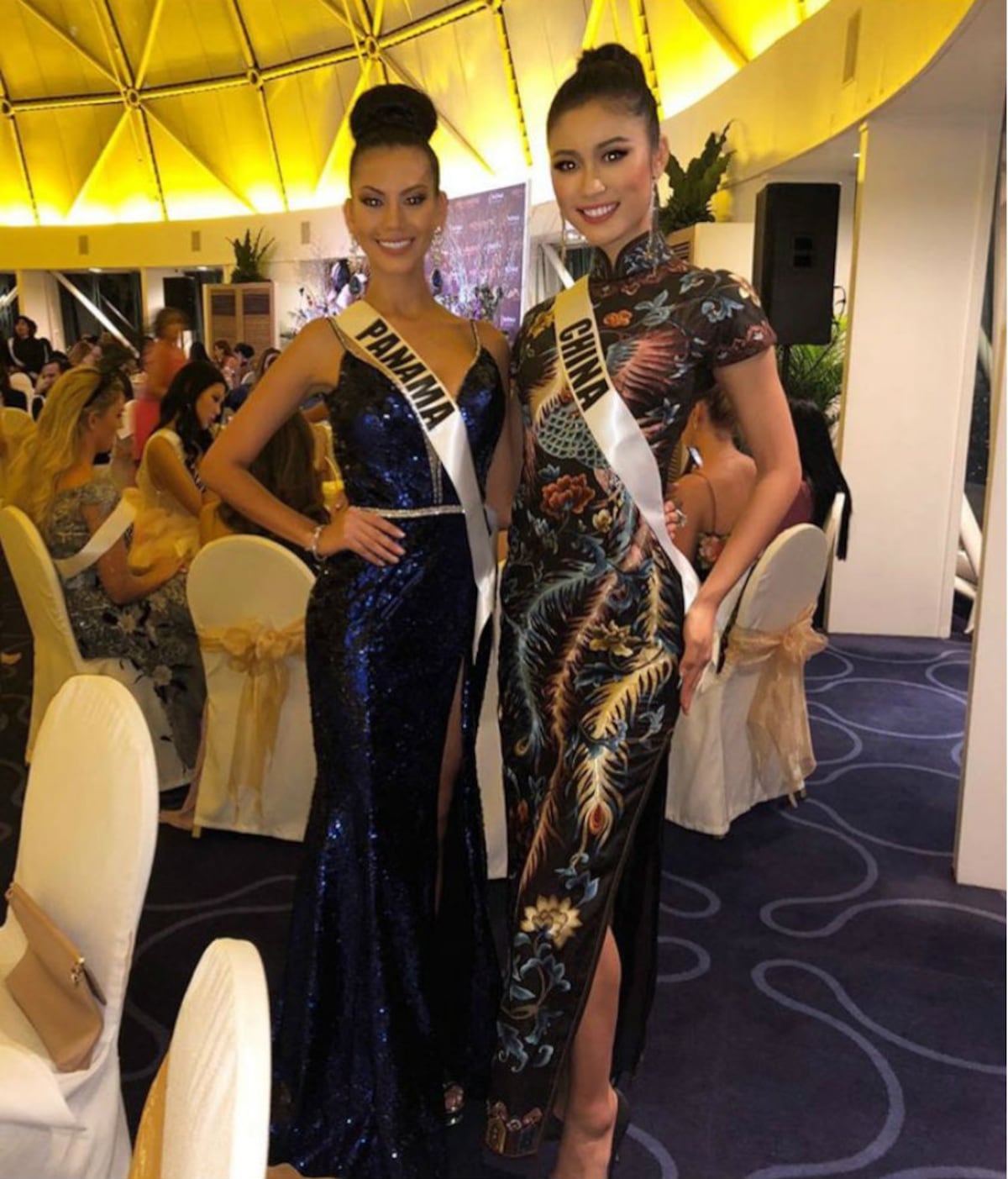 La foto de Rosa Montezuma y Demi-Leigh Nel-Peters, Miss Universo 2017