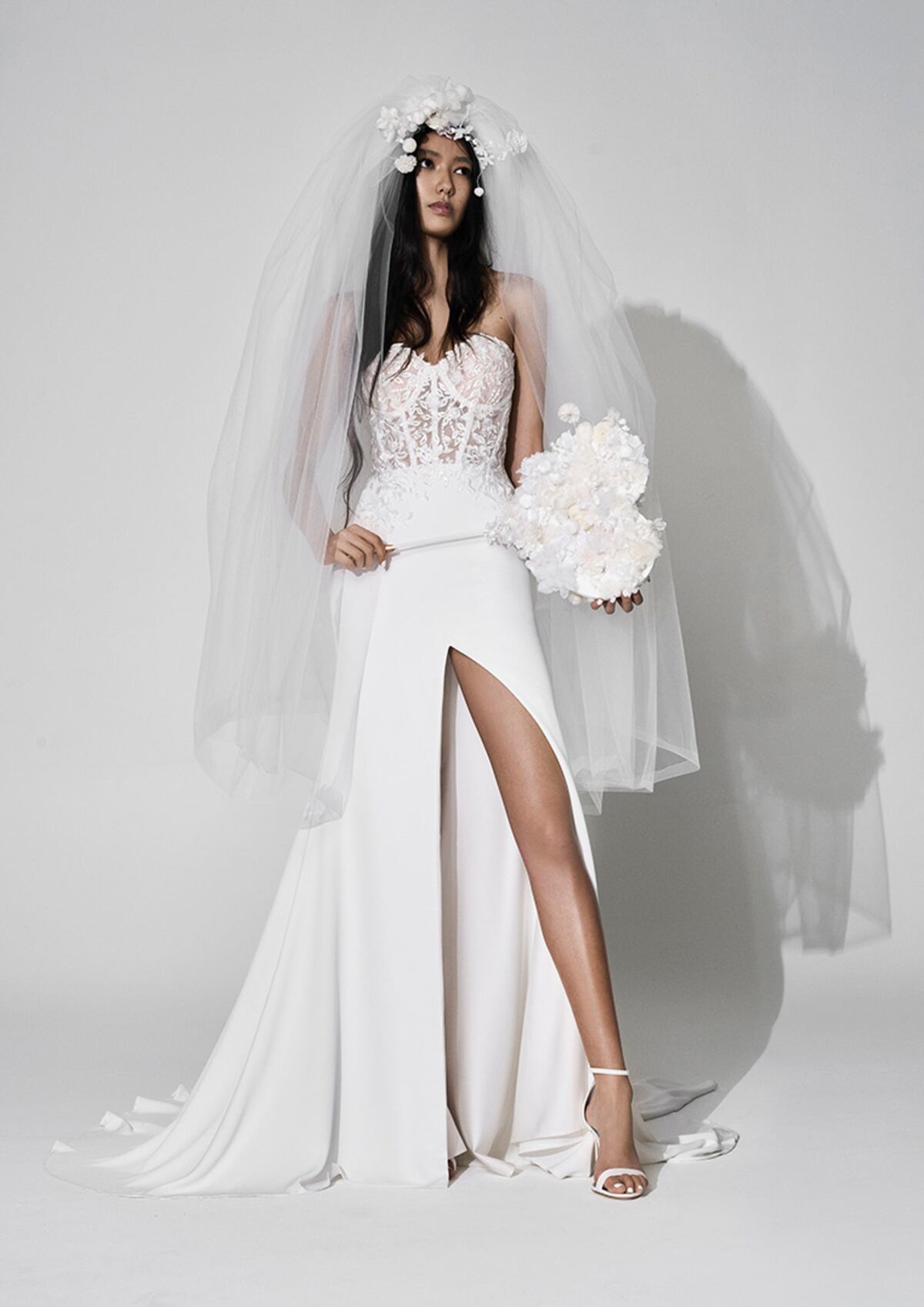 17 vestidos de novia de la nueva colección Vera Wang Bride para 2024