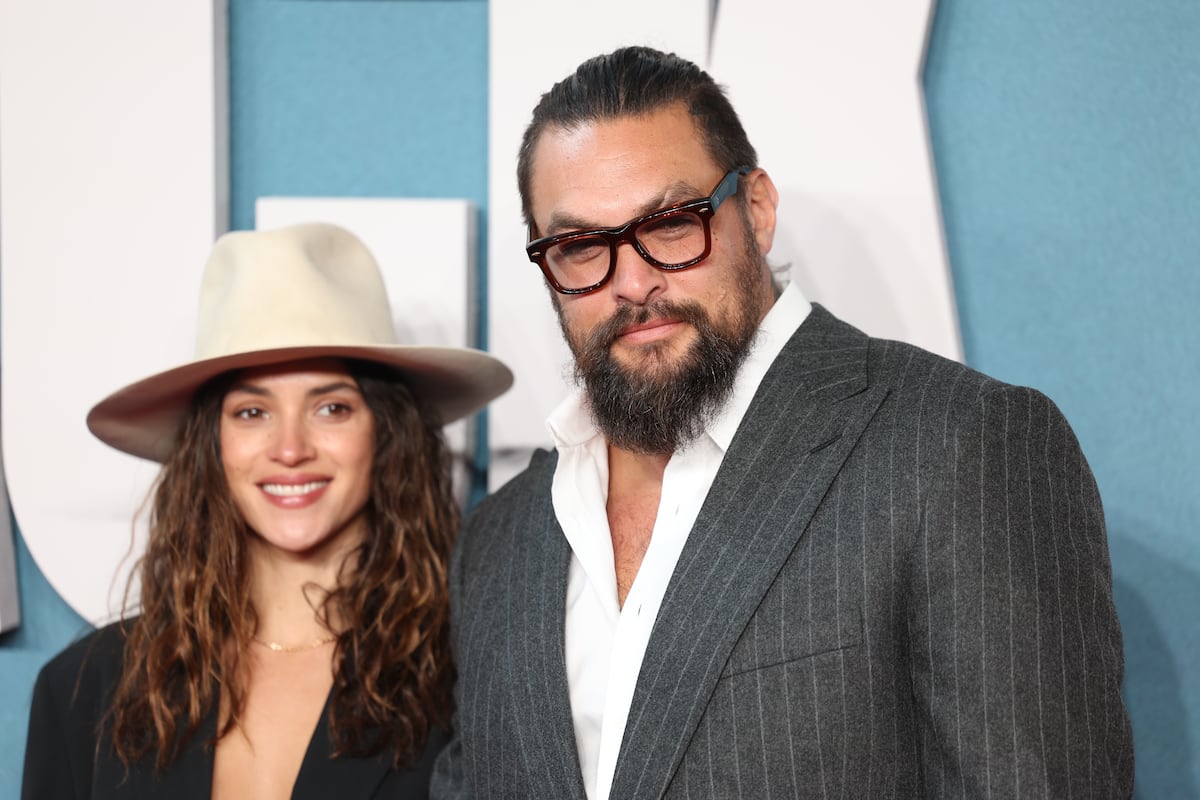 Jason Momoa y su novia Adria, hija de Ricardo Arjona, reaparecen en la alfombra roja