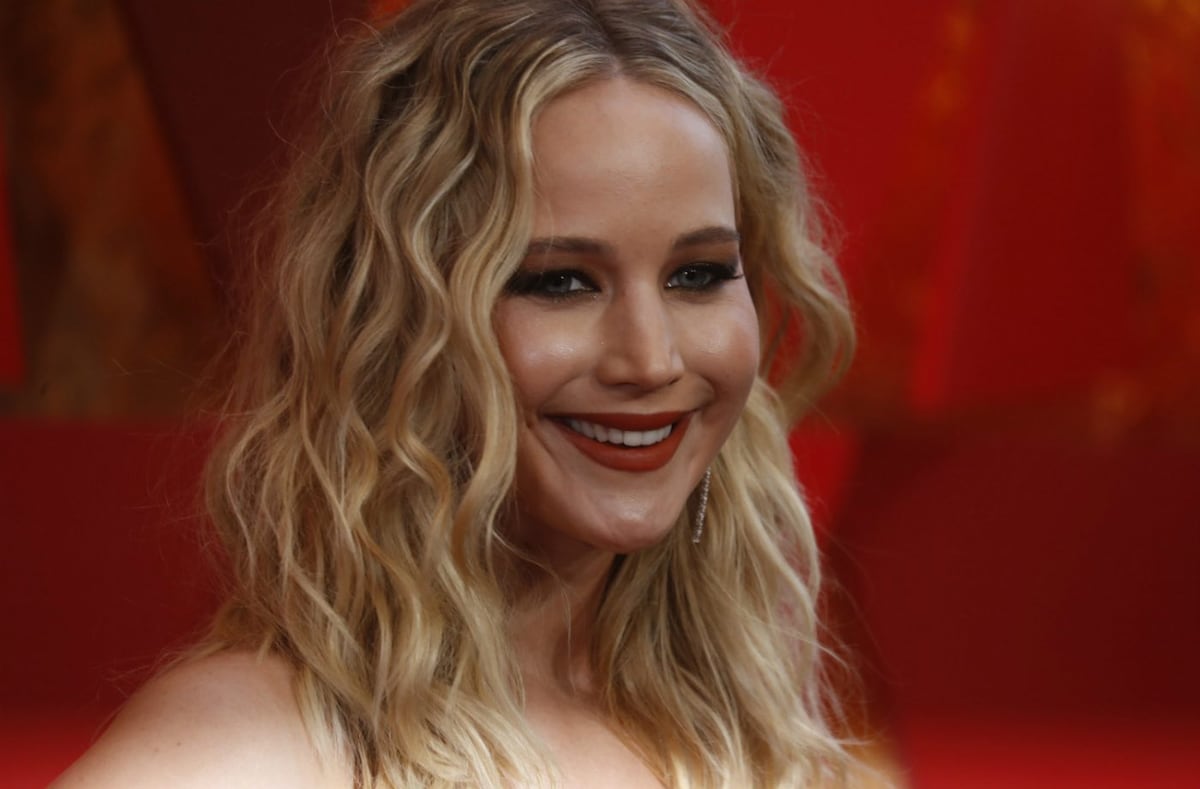 Jennifer Lawrence se compromete con su novio Cooke Maroney