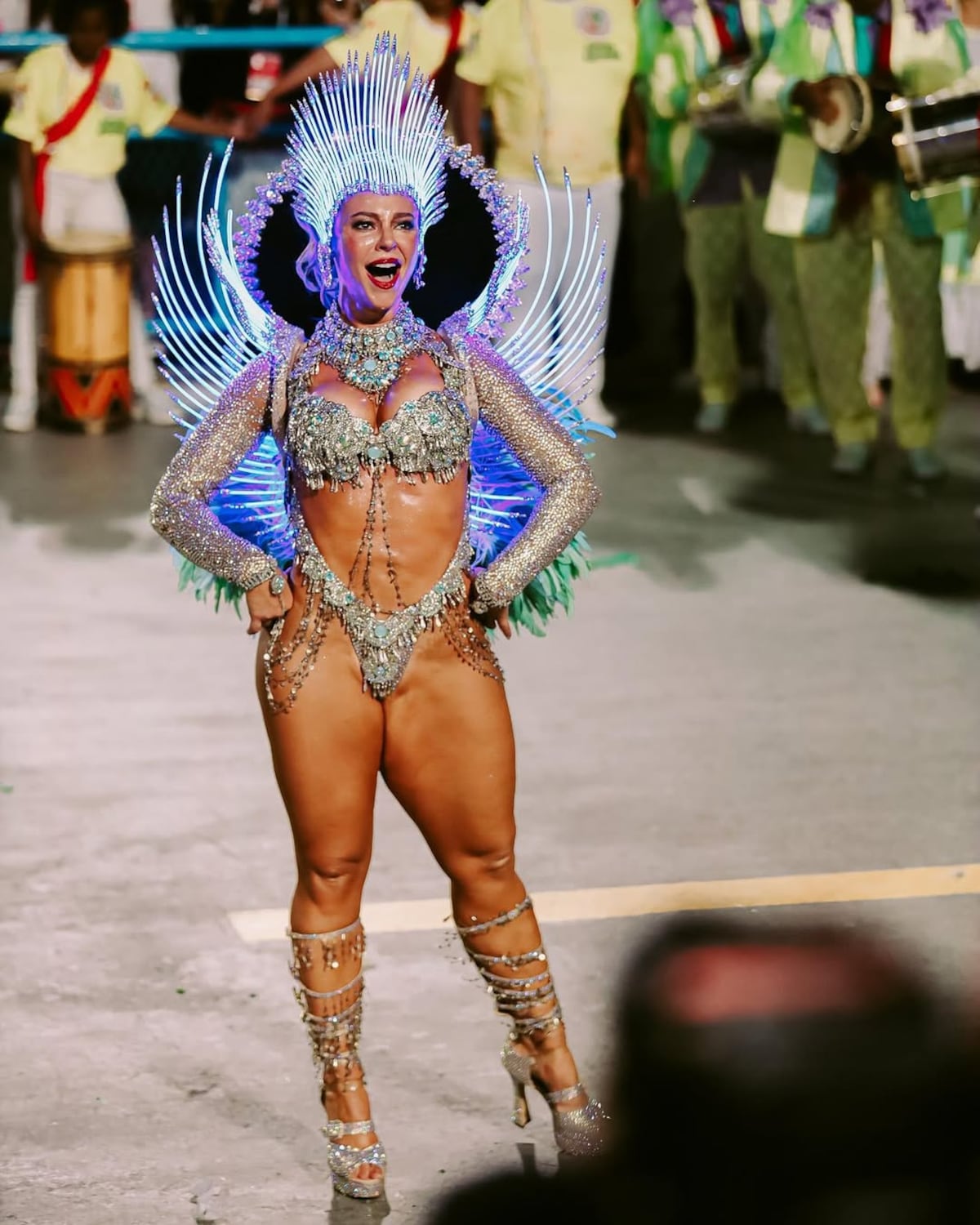 Diosa de la luna: así lució Paolla Oliveira en su despedida como reina de su batería en el carnaval de Brasil