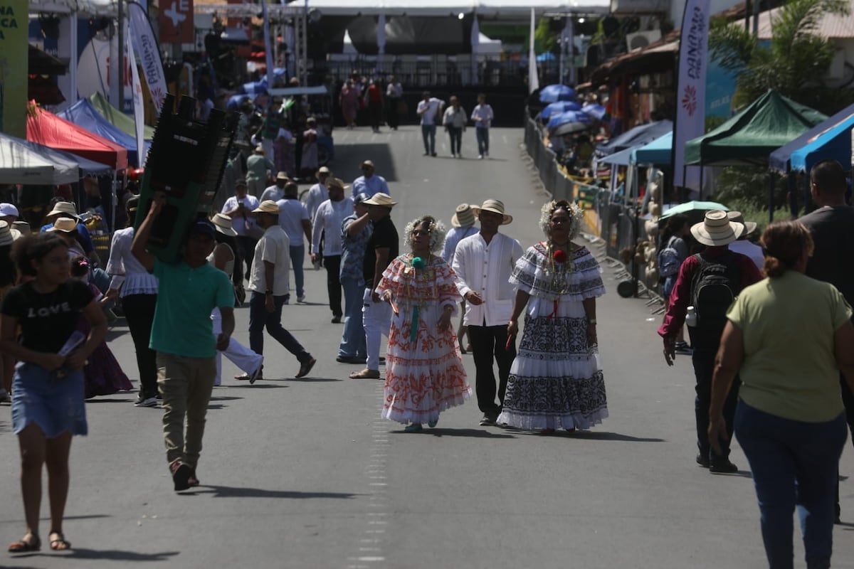 Todo listo en Las Tablas para celebrar el Desfile de las Mil Polleras