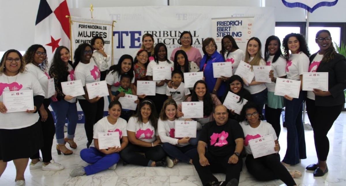 El Foro de Mujeres de Partidos Políticos cumple 27 años