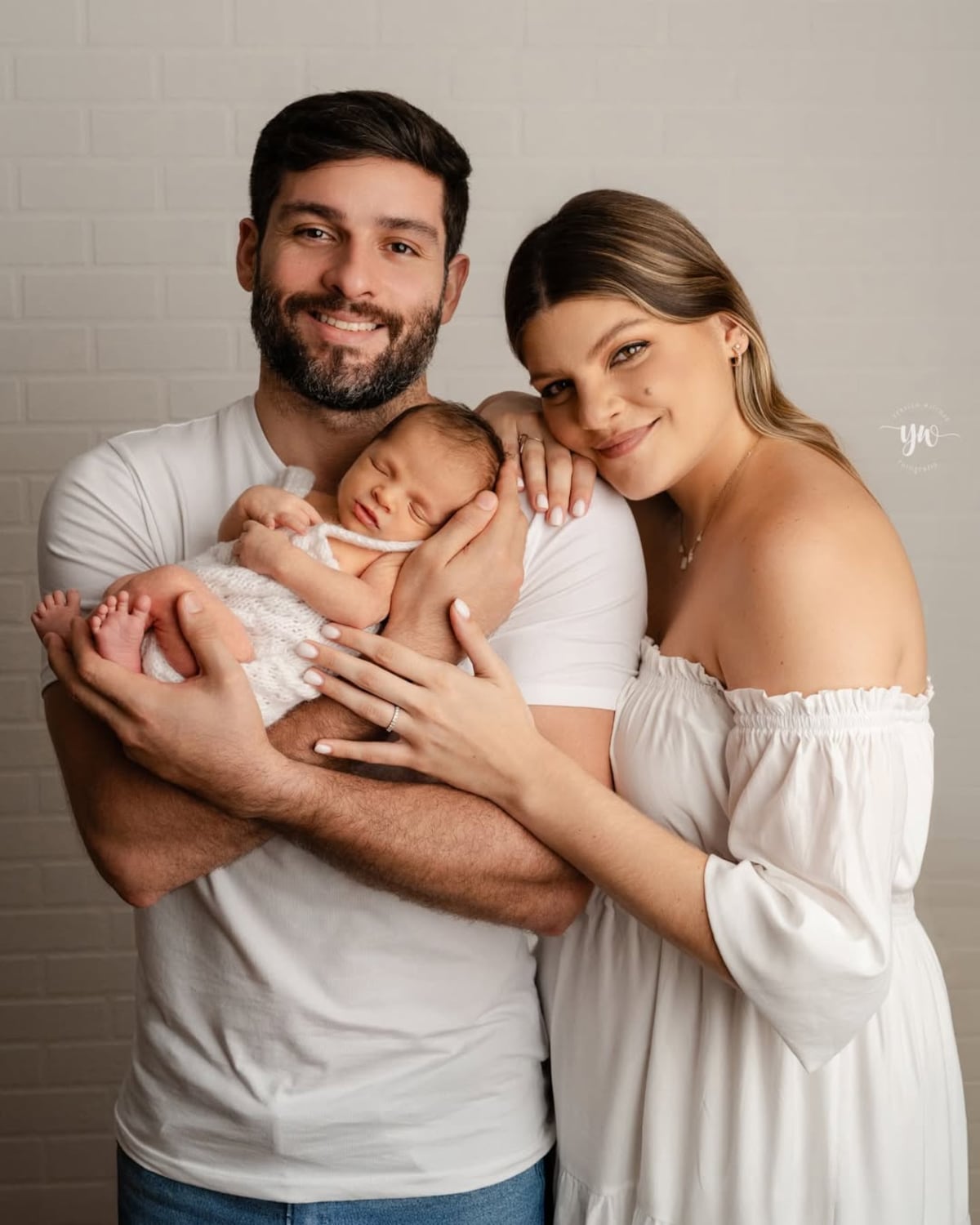 Amanda Díaz y Mario Fonseca comparten las primeras fotos junto a su bebé Matías Enrique