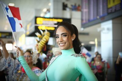 Miss Universo Panamá, Solaris Barba, viaja a Nueva Orleans, sede del certamen este año