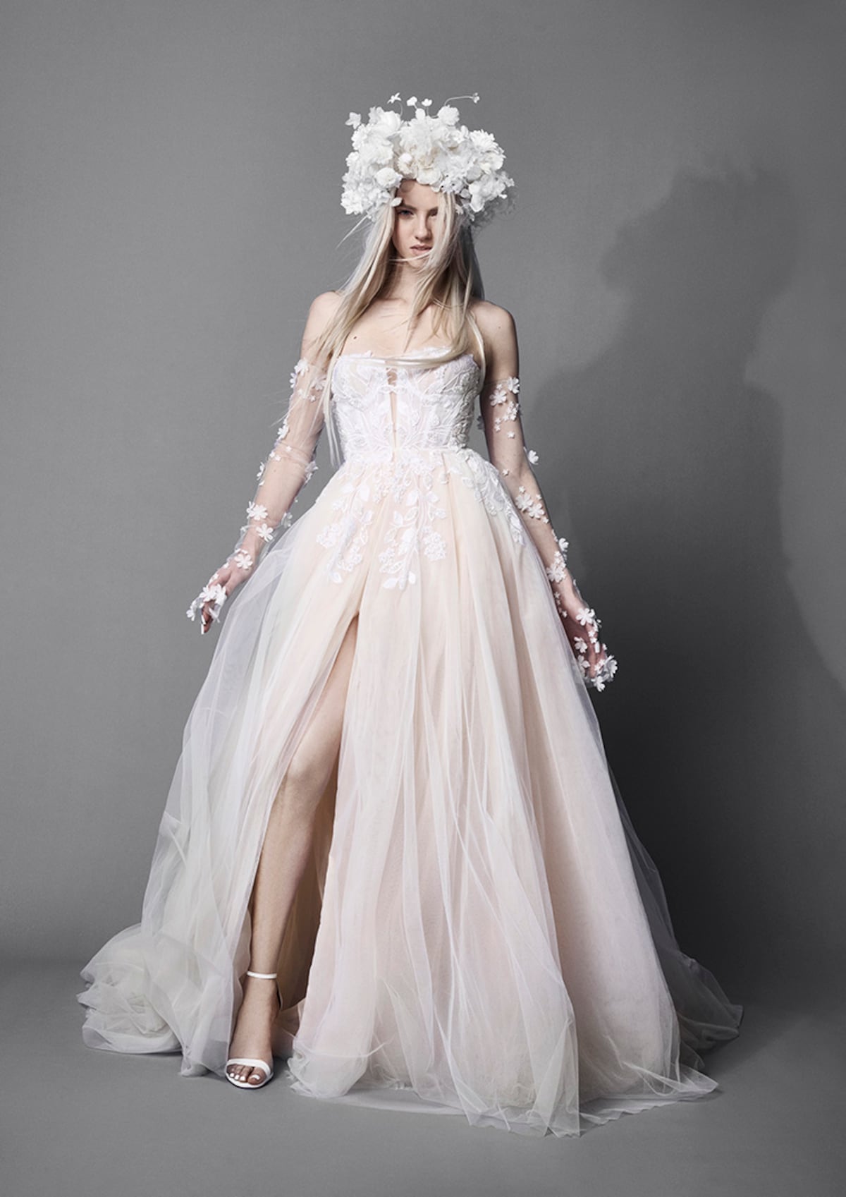 17 vestidos de novia de la nueva colección Vera Wang Bride para 2024