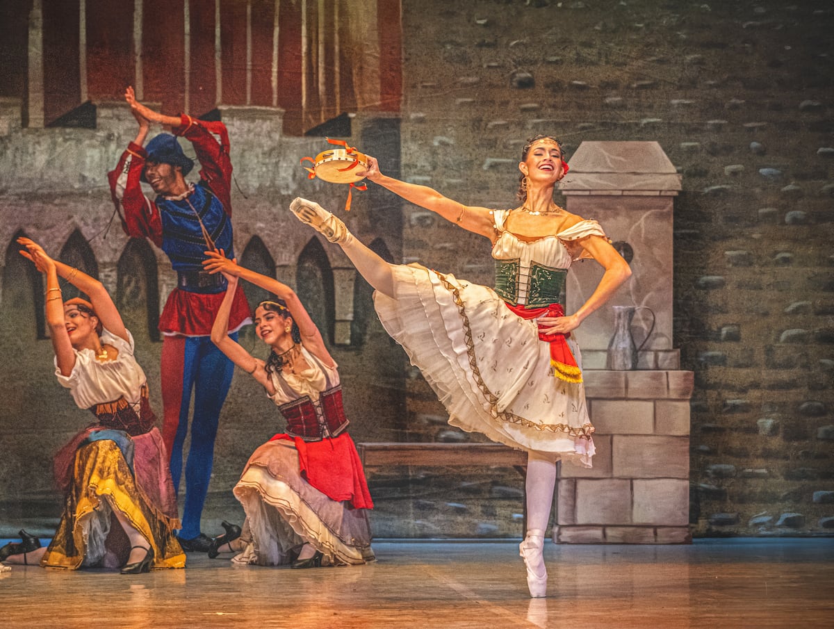 Ballet Nacional presentó ‘La Esmeralda’ por primera vez en Panamá